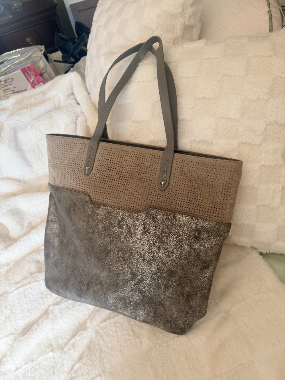 STELLA & DOT Metallic Pewter and laser cut-out Taupe Hudson Tote bag, Great Cond